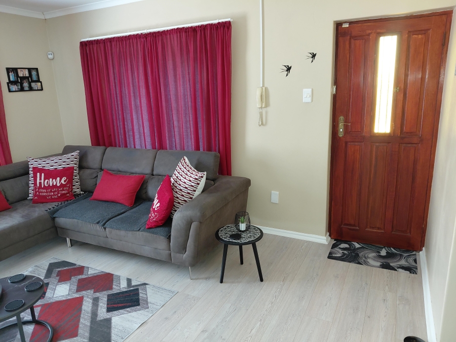 2 Bedroom Property for Sale in Campher Park Eastern Cape